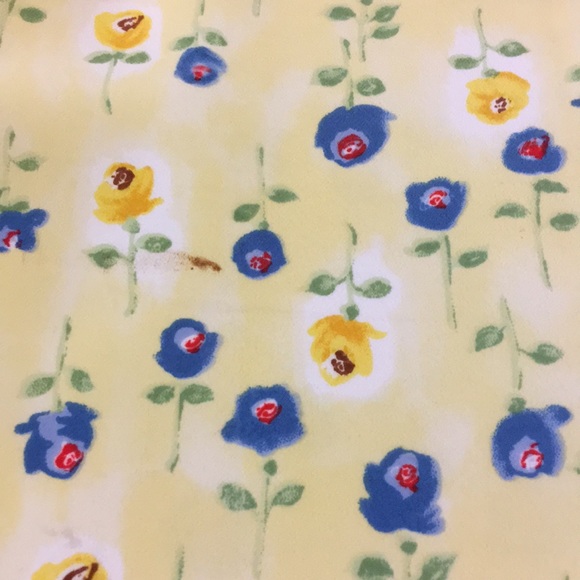 Pretty Sleeveless Floral Dress - Picture 5 of 6